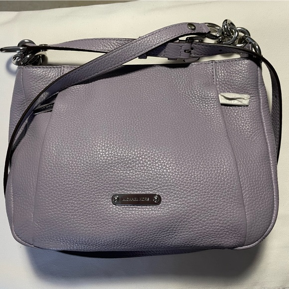 NWT MICHAEL MICHAEL KORS HALLIE.   LILAC   MD Messenger Leather - Picture 1 of 10